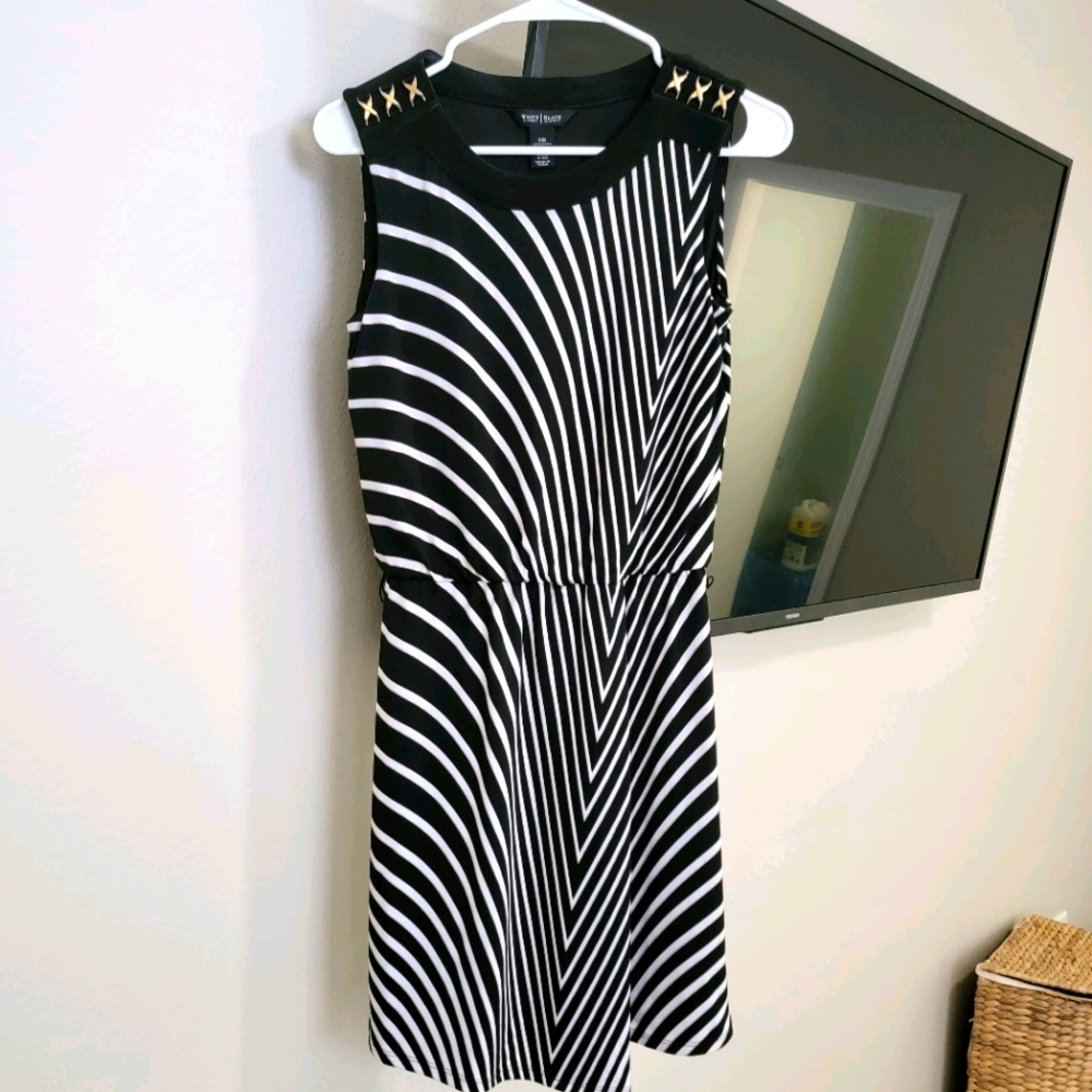 White House Black Market Evening Dress Short